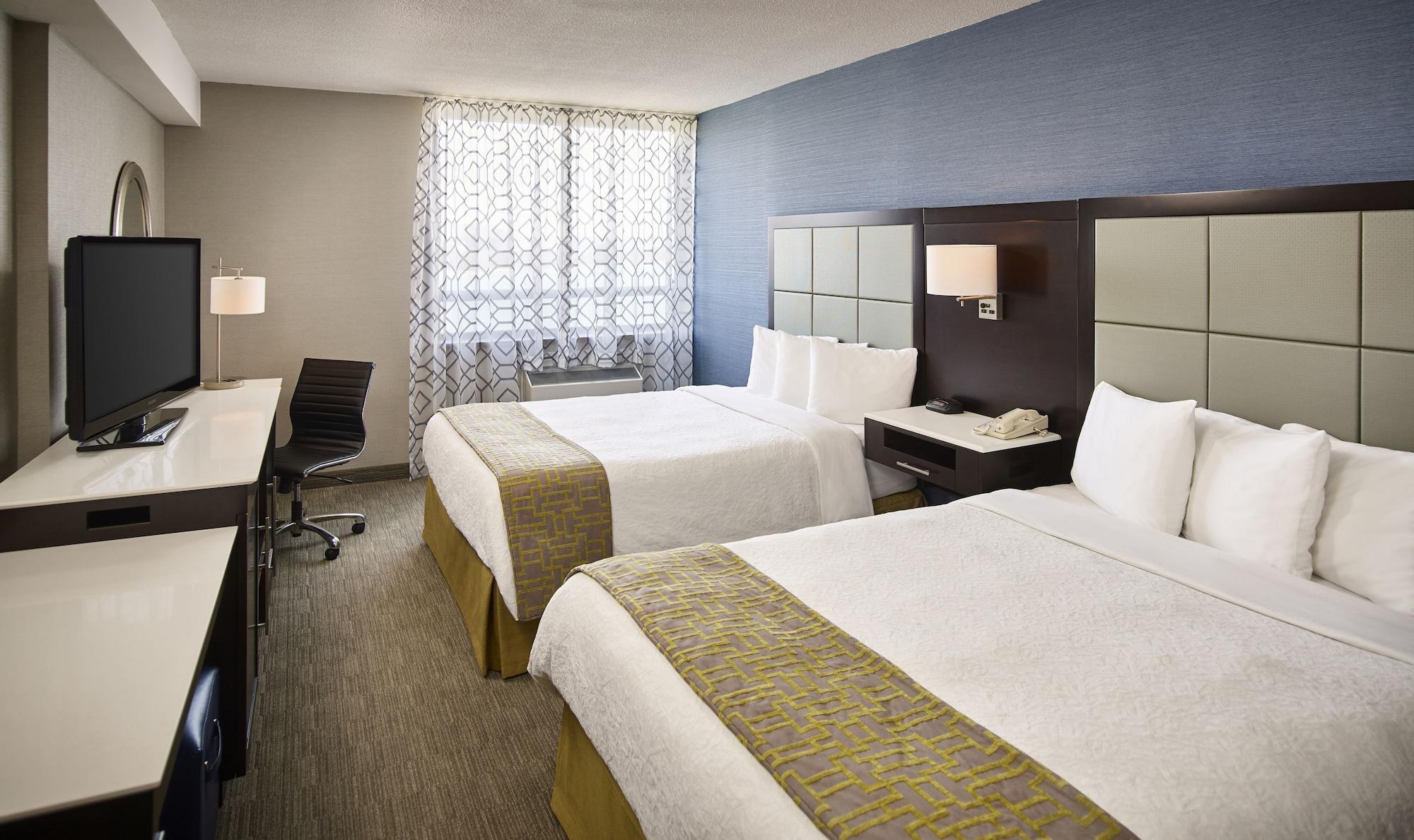 Waterfront Hotel Downtown Burlington Esterno foto