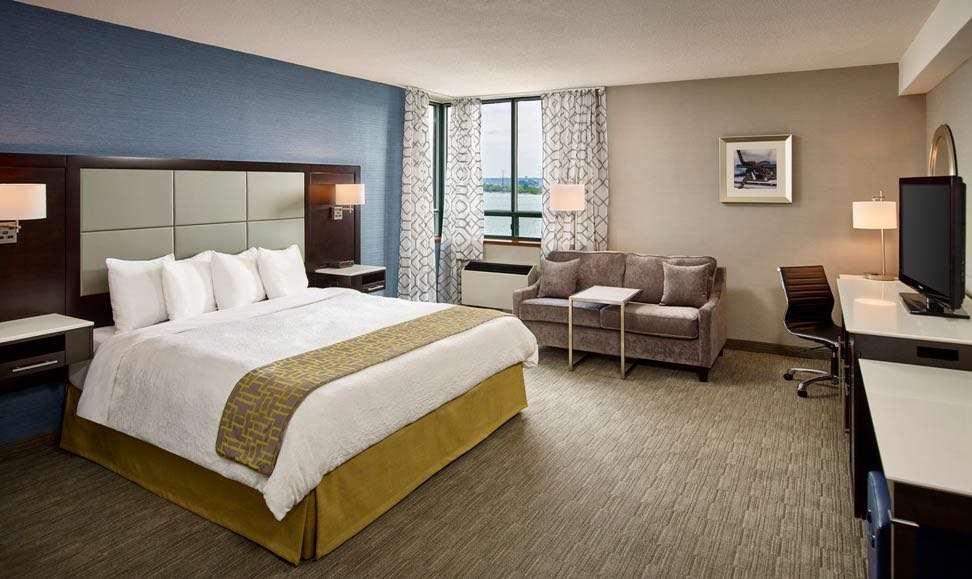 Waterfront Hotel Downtown Burlington Camera foto